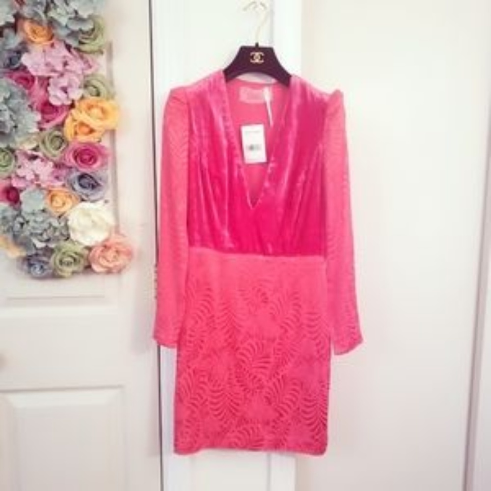 FREE PEOPLE Dress Pink Cocktail Long Sleeves V Neck Mini Velvet Cocktail Party - Picture 3 of 12